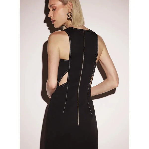 vestido-midi-preto-com-recortes-3