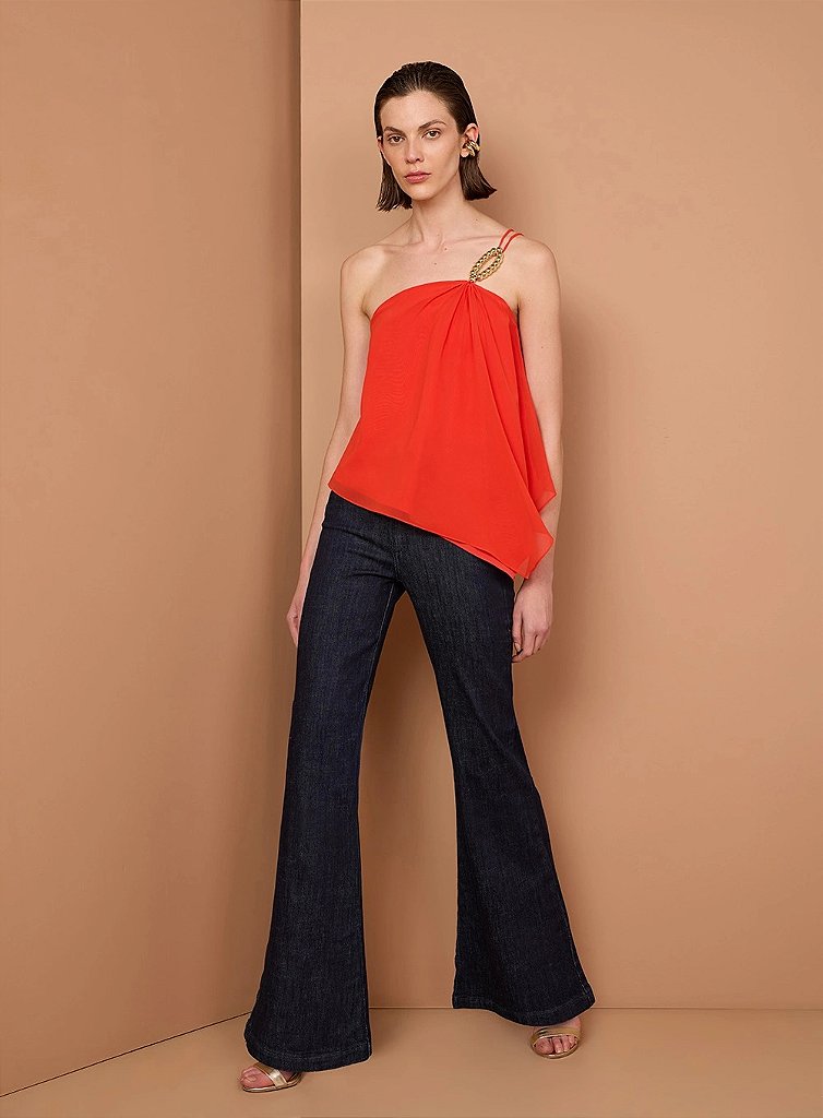 Blusa Ombro Só Chiffon | Fluidez e Estilo | We Fashion Outlet