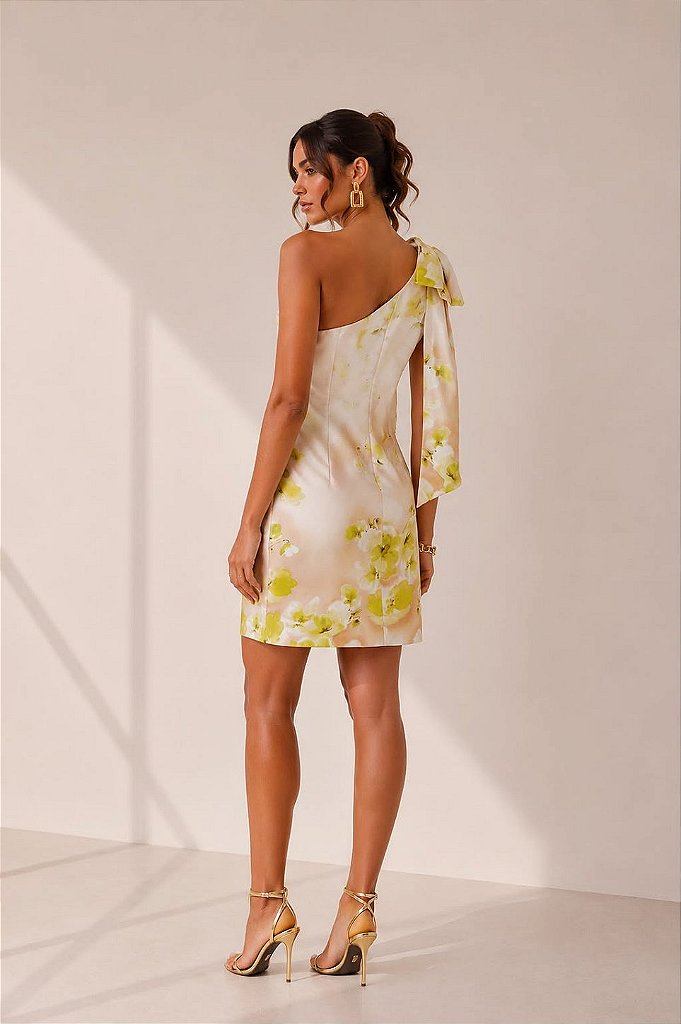 vestido-curto-um-ombro-3