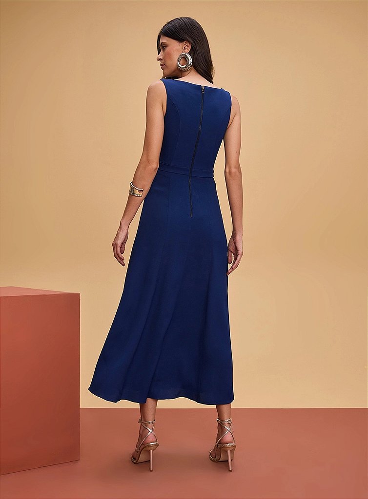 vestido-midi-com-recorte-3