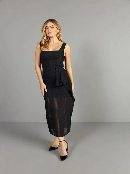 vestido-midi-preto-com-decote-quadrado-2
